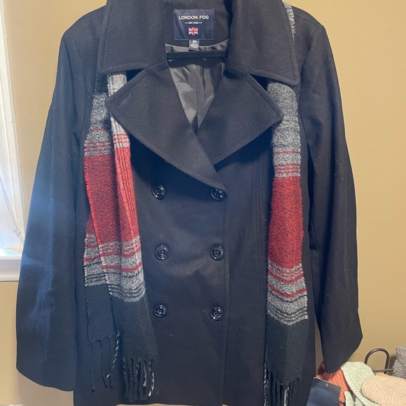 London Fog Peacoat - Picture 3 of 10